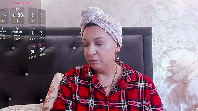 Snapshot of RaelleDarkstar chatting on 02.09.26 RaelleDarkstar online show from 02.09.26