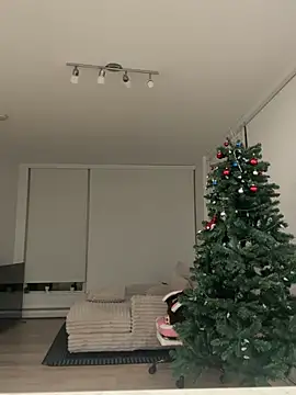 jAsMinE678 online show from 01.19.25