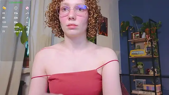 Snapshot of _lightmyfire chatting on 01.10.25 lightmyfire online show from 01.10.25