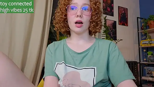 Snapshot of _lightmyfire chatting on 03.21.25 lightmyfire online show from 03.21.25