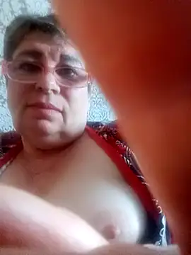 Lee Nell online show from 02.06.25