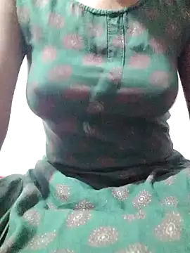 Snapshot of rituporna2004 chatting on 01.13.25 rituporna2004 online show from 01.13.25