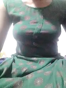 Snapshot of rituporna2004 chatting on 01.16.25 rituporna2004 online show from 01.16.25