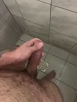 Snapshot of jhnn_ chatting on 09.27.25 jhnn online show from 09.27.25