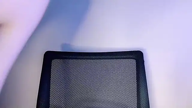 Baenee online show from 04.27.26