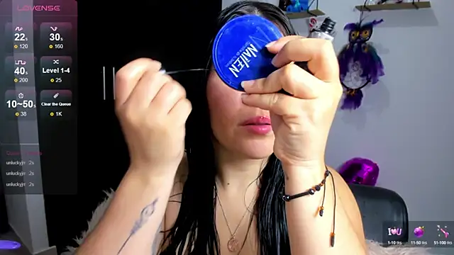 AilynRed online show from 02.13.25