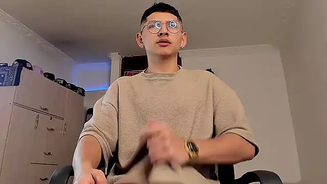 a lejandro 0 8 online show from 01.21.25