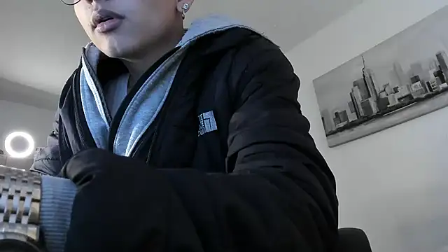 a lejandro 0 8 online show from 03.13.25