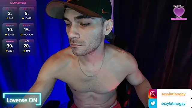 Snapshot of sexyboycolombi4 chatting on 01.05.26 sexyboycolombi4 online show from 01.05.26