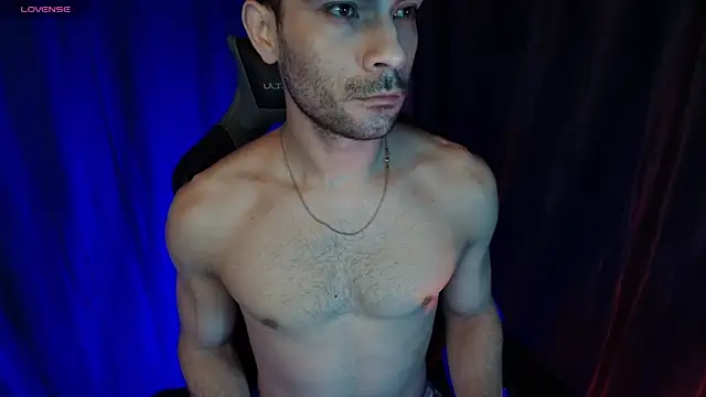 Snapshot of sexyboycolombi4 chatting on 01.17.26 sexyboycolombi4 online show from 01.17.26