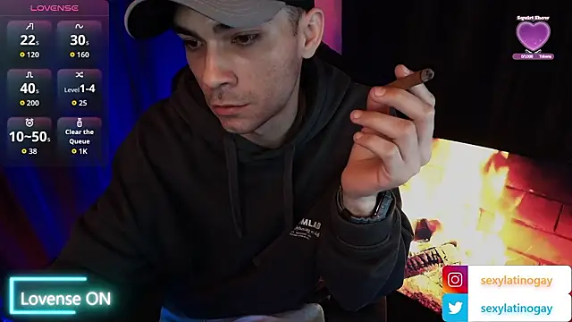 Snapshot of sexyboycolombi4 chatting on 02.03.26 sexyboycolombi4 online show from 02.03.26