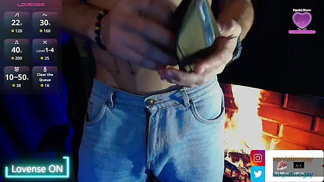 Snapshot of sexyboycolombi4 chatting on 02.20.26 sexyboycolombi4 online show from 02.20.26