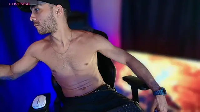 sexyboycolombi4 online show from 04.27.26