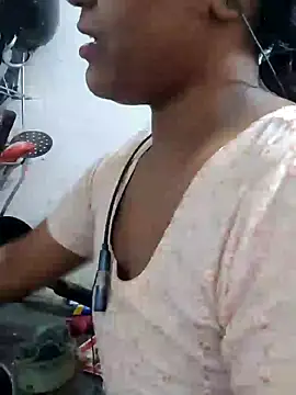 Snapshot of IslamicPimento chatting on 12.28.24 IslamicPimento online show from 12.28.24