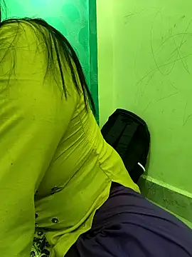 Snapshot of IslamicPimento chatting on 03.10.25 IslamicPimento online show from 03.10.25