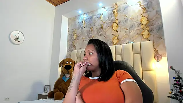 lia mariana online show from 12.02.25