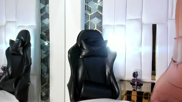 lia mariana online show from 03.06.26