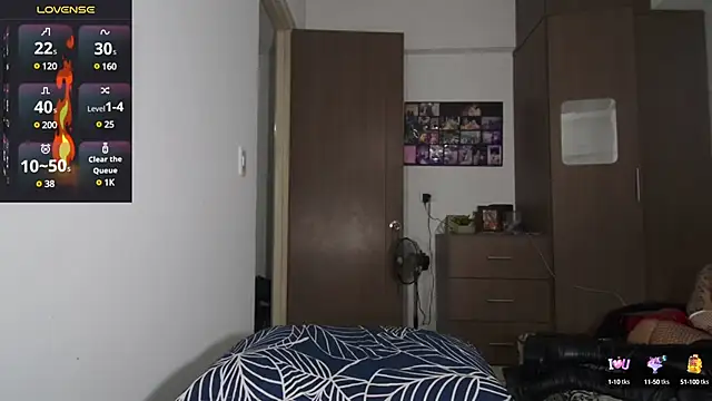 Snapshot of MissIvanna chatting on 01.25.25 MissIvanna online show from 01.25.25