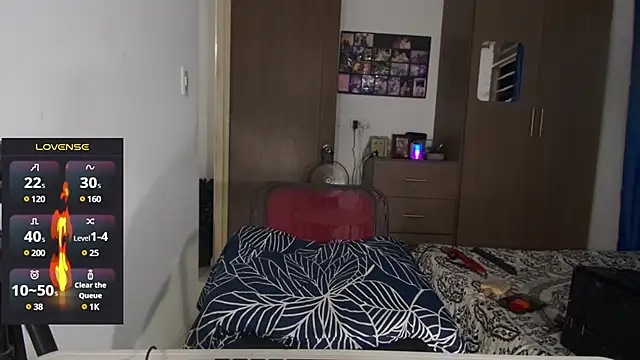 Snapshot of MissIvanna chatting on 01.30.25 MissIvanna online show from 01.30.25