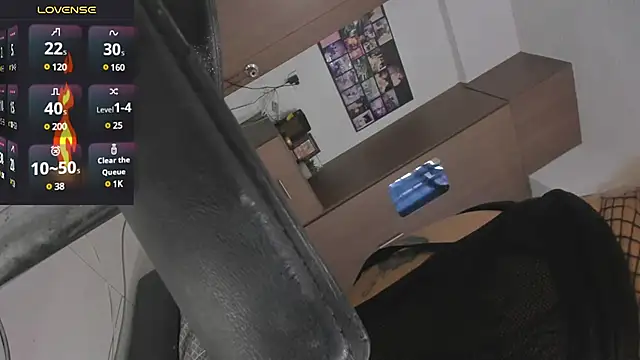 Snapshot of MissIvanna chatting on 03.02.25 MissIvanna online show from 03.02.25