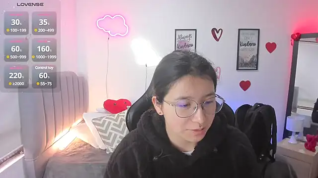 Amy joones online show from 02.21.25