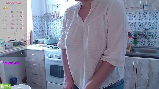 VerySweetKate111 online show from 02.20.26