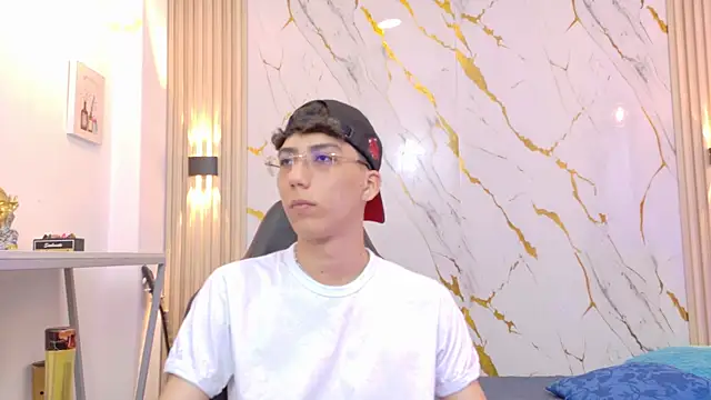 Snapshot of Nikolay_Gregori chatting on 07.05.26 Nikolay Gregori online show from 07.05.26