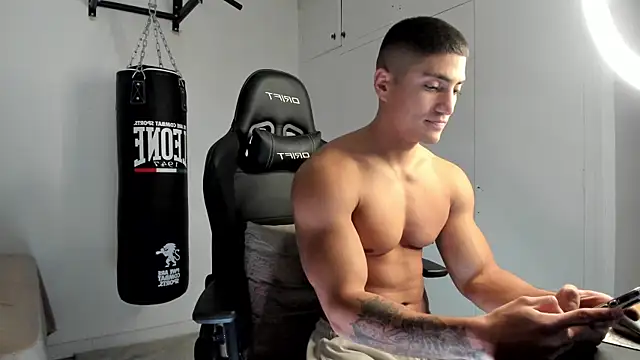 dan01  online show from 12.02.25