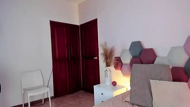 Snapshot of SiennaVidaal chatting on 12.07.24 SiennaVidaal online show from 12.07.24