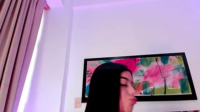 Snapshot of SiennaVidaal chatting on 01.24.25 SiennaVidaal online show from 01.24.25