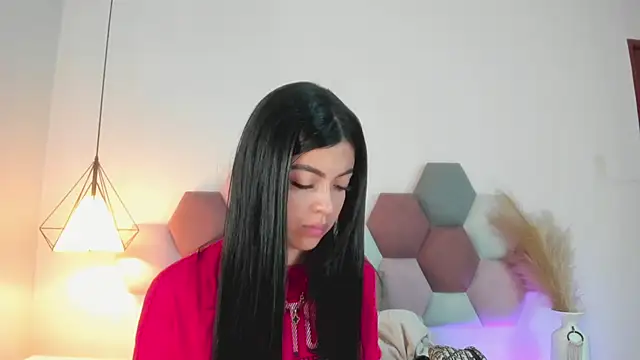 Snapshot of SiennaVidaal chatting on 02.28.25 SiennaVidaal online show from 02.28.25