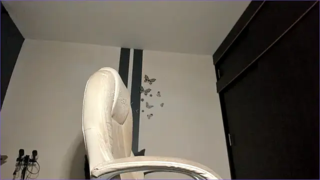 CandyLatinHott online show from 10.10.25