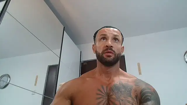 Snapshot of Magnificmuscles89 chatting on 07.06.26 Magnificmuscles89 online show from 07.06.26