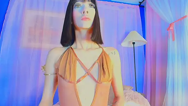 liccy hall online show from 03.25.26