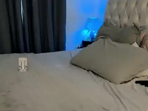 Snapshot of HotRuiva chatting on 03.04.26 HotRuiva online show from 03.04.26