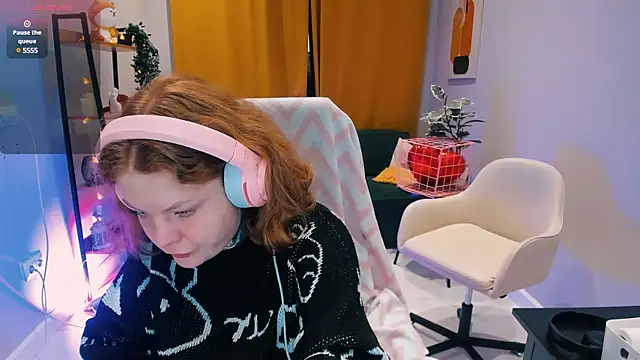 Cassie xKiss online show from 03.10.25