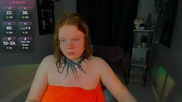 Cassie xKiss online show from 09.10.25