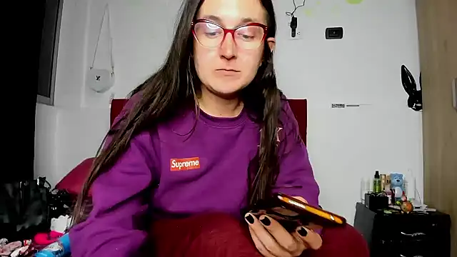 Sweet-Suck69 online show from 01.05.25