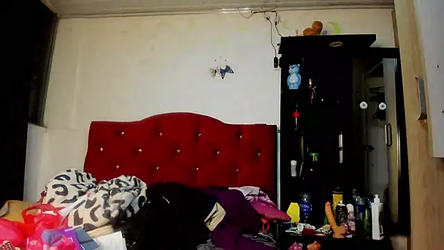 Sweet-Suck69 online show from 11.30.25