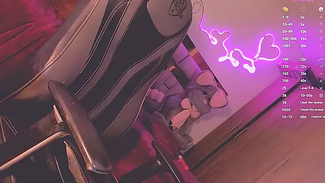 Snapshot of Vianca_Chanel chatting on 12.11.24 Vianca Chanel online show from 12.11.24