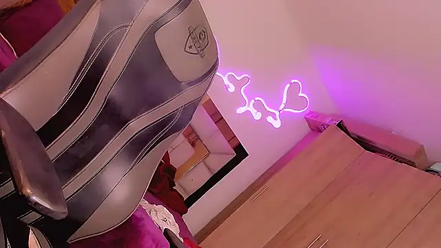 Snapshot of Vianca_Chanel chatting on 12.24.24 Vianca Chanel online show from 12.24.24