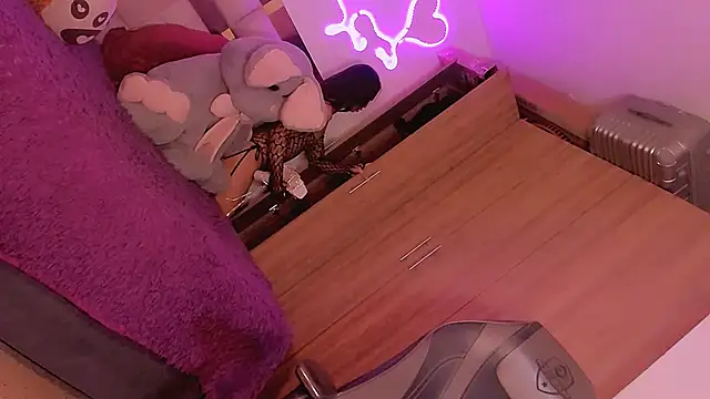 Snapshot of Vianca_Chanel chatting on 12.28.24 Vianca Chanel online show from 12.28.24