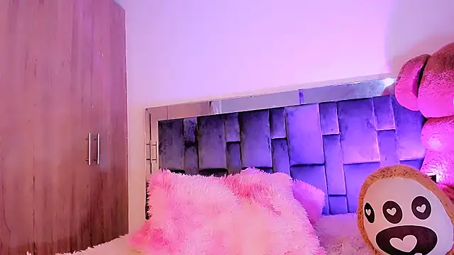 Snapshot of Vianca_Chanel chatting on 01.16.25 Vianca Chanel online show from 01.16.25