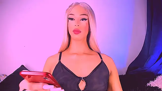 Snapshot of Vianca_Chanel chatting on 09.10.25 Vianca Chanel online show from 09.10.25