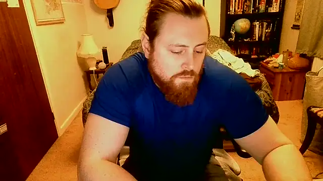 Snapshot of Hairy_Guy30 chatting on 01.18.25 Hairy Guy30 online show from 01.18.25