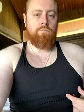 Snapshot of Hairy_Guy30 chatting on 10.30.25 Hairy Guy30 online show from 10.30.25