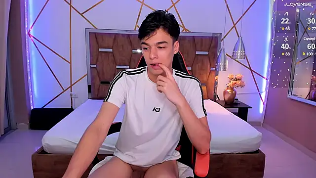 Gerony  online show from 02.24.25