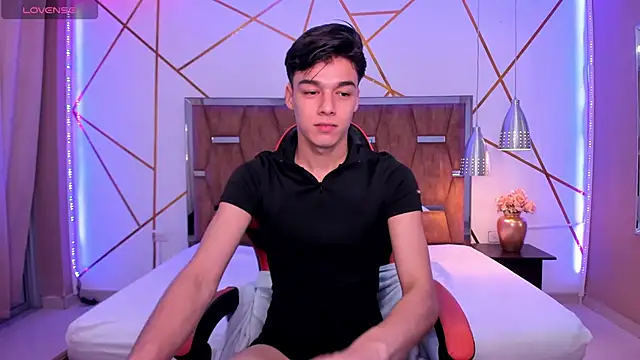 Gerony  online show from 03.13.25