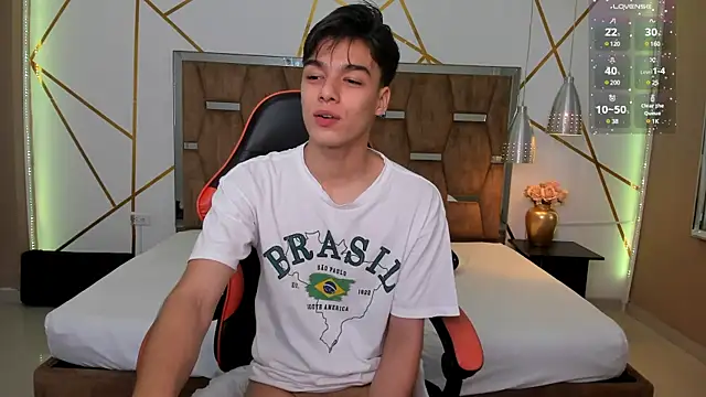 Gerony  online show from 03.20.25