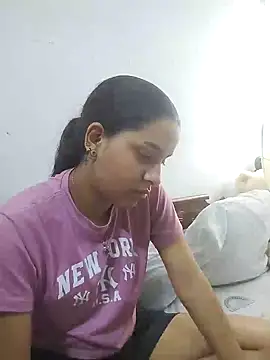 Snapshot of Anthonella_karol1 chatting on 01.15.25 Anthonella karol1 online show from 01.15.25